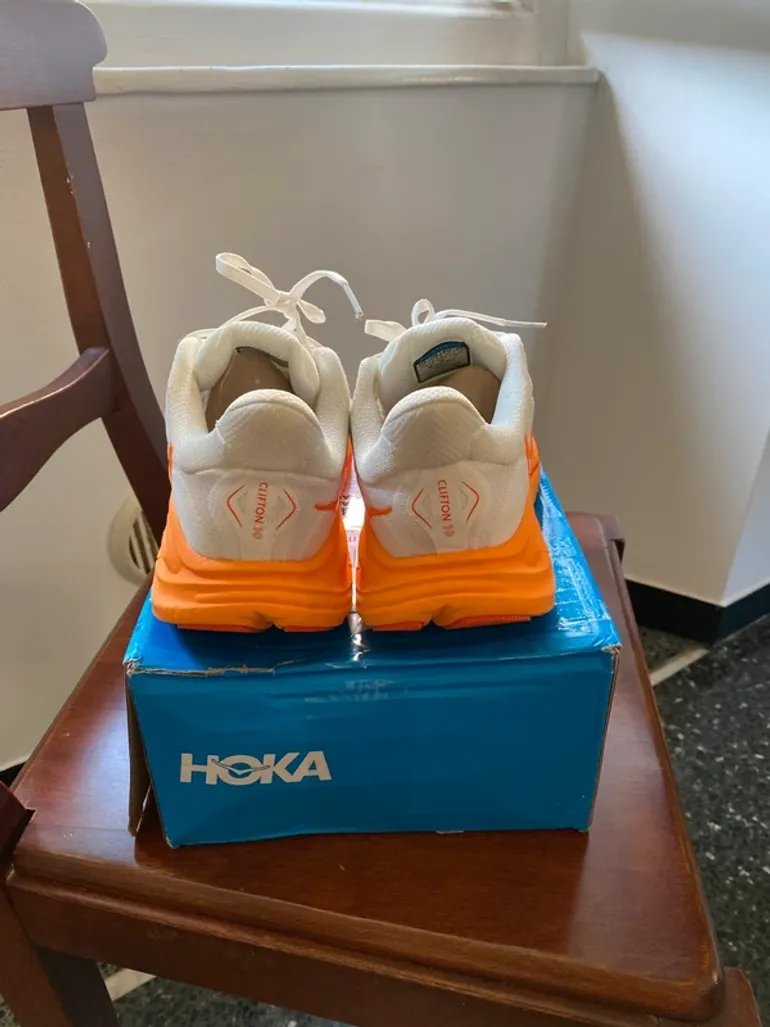 Used Hoka Clifton 10 bike — image 4 of 5