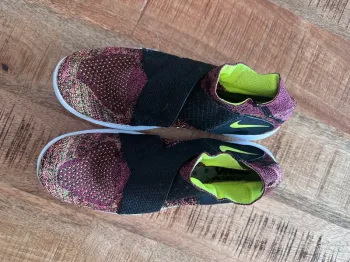 Used Nike Free Run Motion Flyknit bike — image 2 of 4