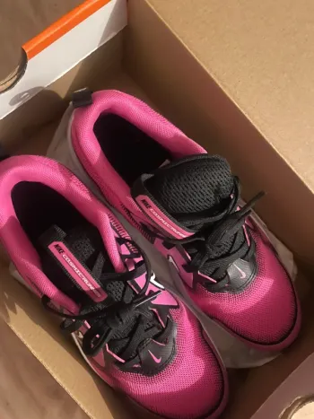 Used Nike Sneakers bike — image 1 of 6