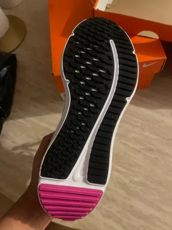 Used Nike Sneakers bike — image 5 of 6