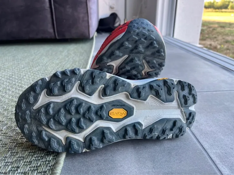 Used Hoka Speedgoat 6 bike — image 3 of 8
