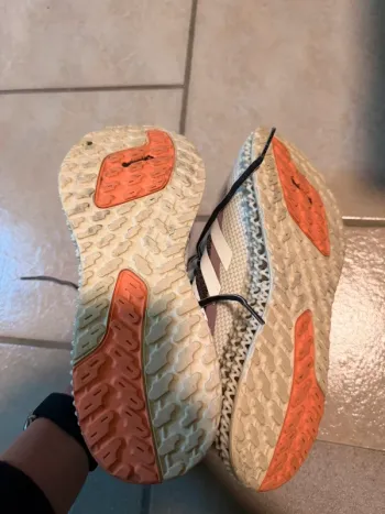 Used Adidas 4dfwd 2 bike — image 7 of 8