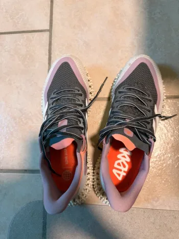 Used Adidas 4dfwd 2 bike — image 6 of 8