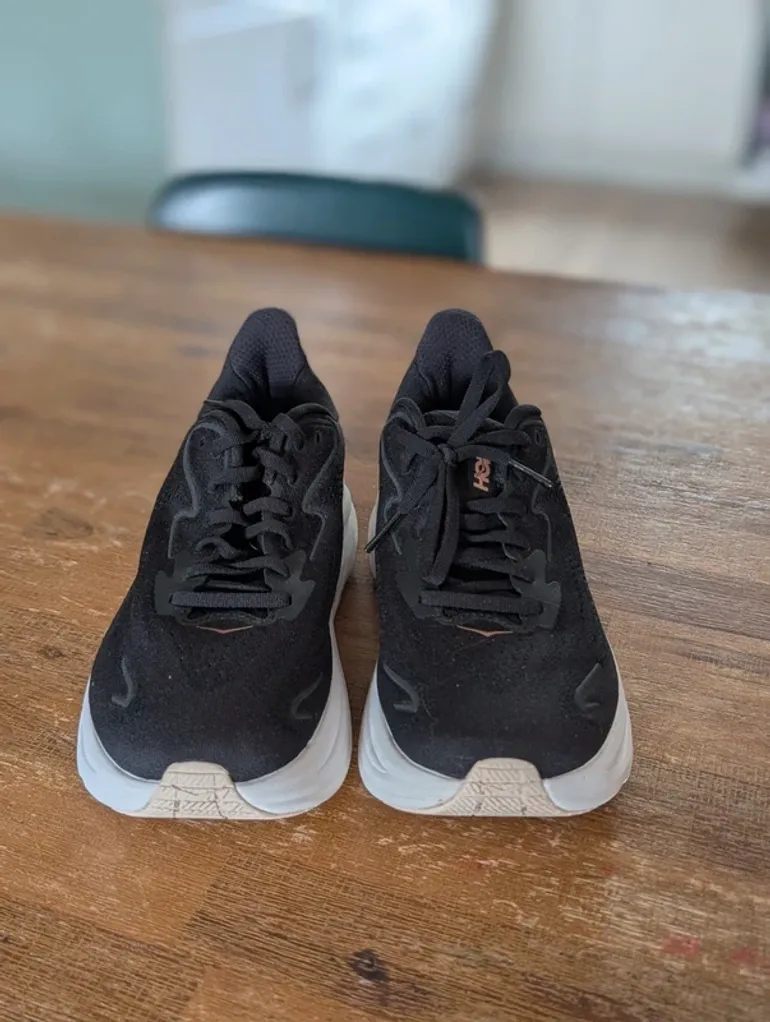 Used Hoka Clifton 10 bike — image 2 of 4