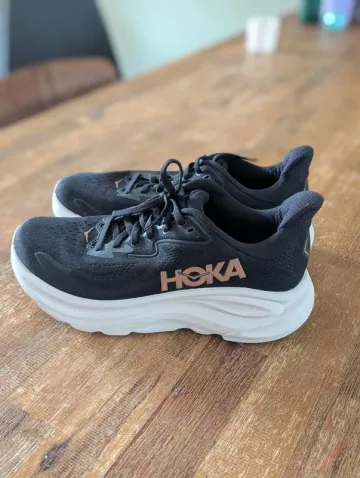 Used Hoka Clifton 10 Running Shoes
