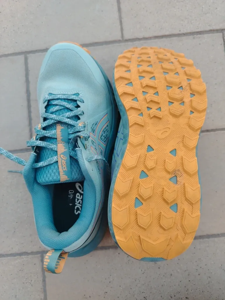 Used Scarpa Gel Sonoma 8 bike — image 2 of 4