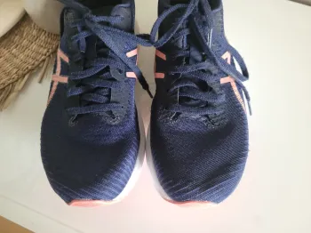 Used Asics Magic Speed 2 bike — image 3 of 7