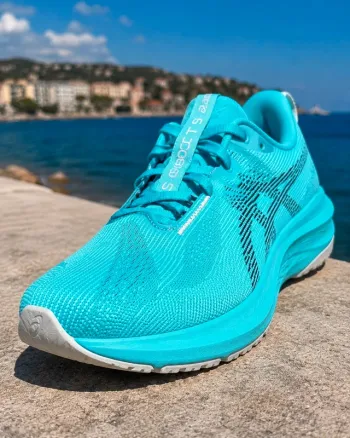 Used Asics Novablast 5 bike — image 2 of 10