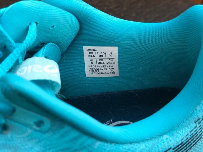 Used Asics Novablast 5 bike — image 9 of 10