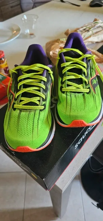 Tweedehands Saucony Running Shoes bike — afbeelding 1 van 5