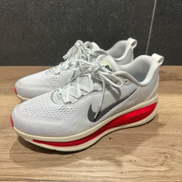 Used Nike Vomero 18 Running Shoes