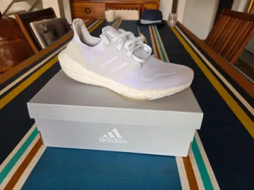 Used Adidas Ultraboost 22 bike — image 1 of 10