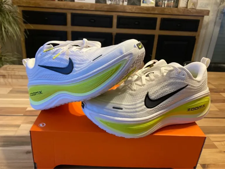 Used Nike Vomero Plus bike — image 2 of 8