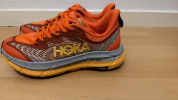 Gebrauchtes Hoka Running shoes bike — Bild 3 von 3