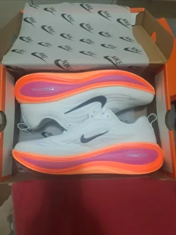 Used Nike Vomero Plus Run Running Shoes