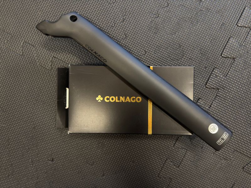 Używany Colnago Y1Rs Sattelstütze 2025 Saddles & Seatposts
