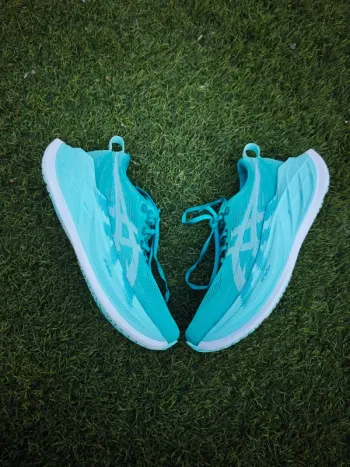 Tweedehands Asics Superblast 2 bike — afbeelding 1 van 15