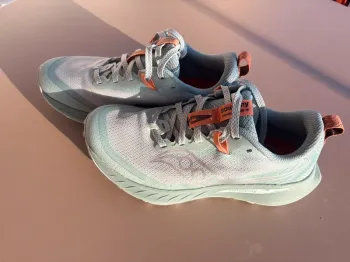 Gebrauchtes Saucony Trail Running Shoes bike — Bild 1 von 7