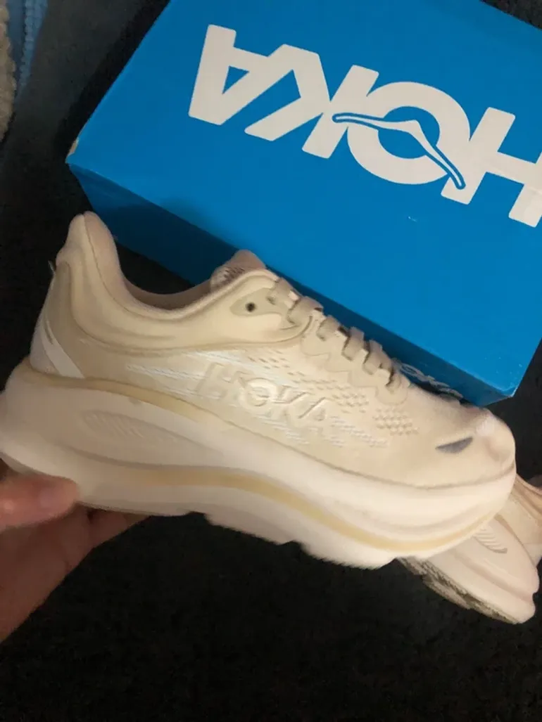 Hoka Shoes bike usato — immagine 2 di 8