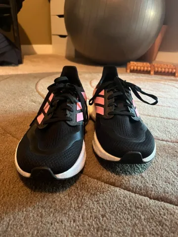 Used Adidas Pureboost 5 bike — image 2 of 6