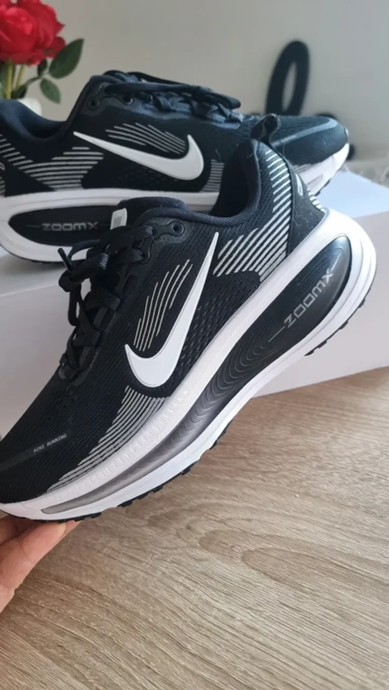 Gebrauchtes Nike Vomero 18 NBY bike — Bild 6 von 6