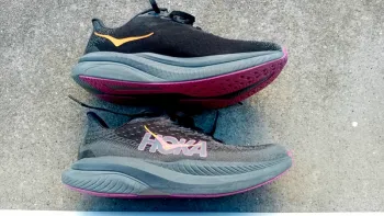 Hoka Mach 6 bike d'occasion — image 1 sur 4
