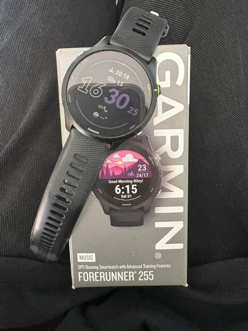 Used Garmin Forerunner 255 Electronics