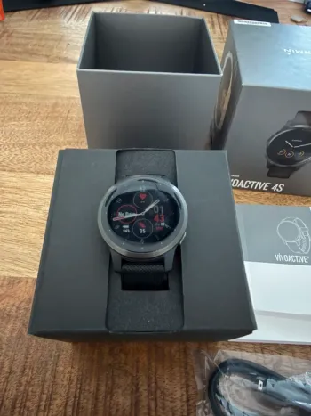 Gebrauchtes Garmin Vivoactive 4S bike — Bild 3 von 15