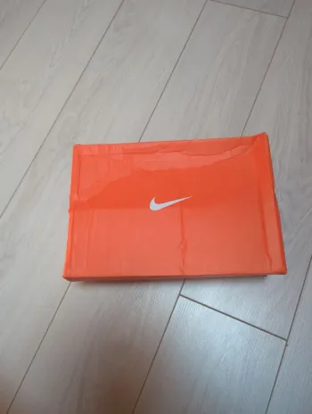 Nike Vomero 18 bike d'occasion — image 9 sur 9