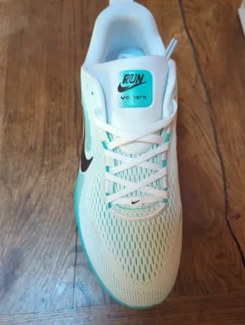 Nike Vomero 18 bike d'occasion — image 6 sur 9