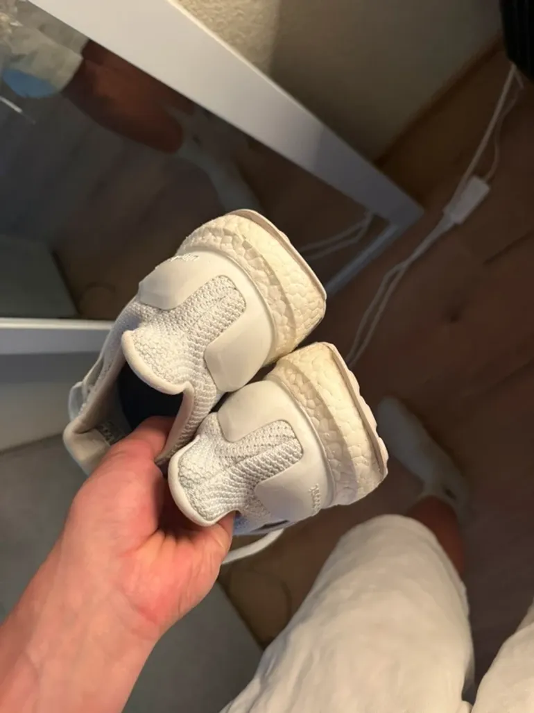 Used Adidas Ultra Boost 2.0 bike — image 2 of 8