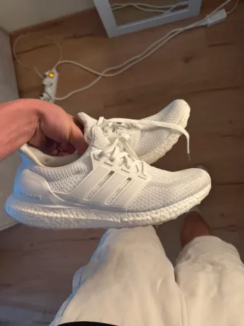 Used Adidas Ultra Boost 2.0 bike — image 1 of 8