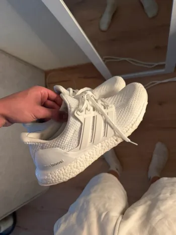 Used Adidas Ultra Boost 2.0 bike — image 8 of 8