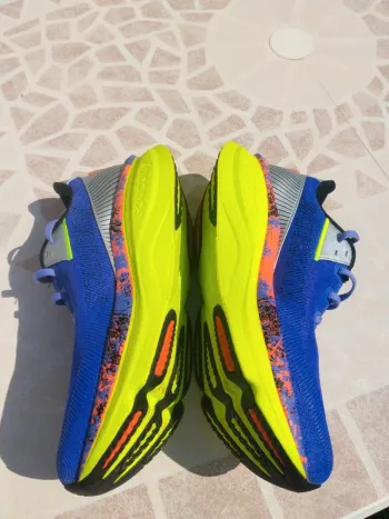 Saucony Azura bike d'occasion — image 5 sur 8