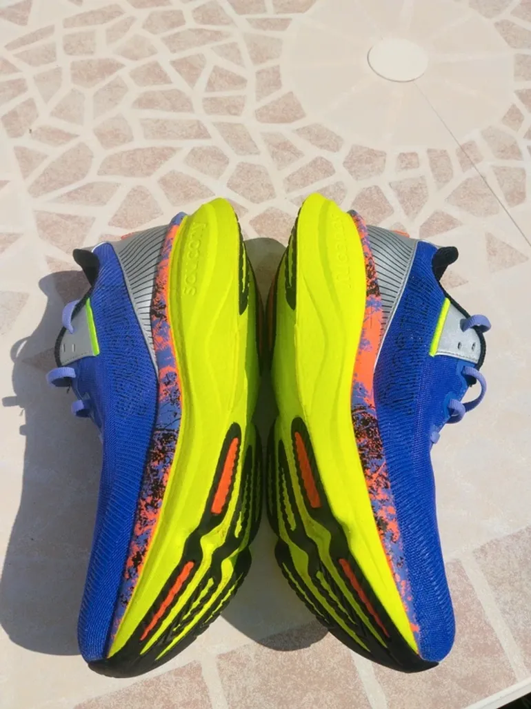 Saucony Azura bike d'occasion — image 5 sur 8