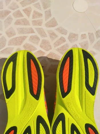 Saucony Azura bike d'occasion — image 7 sur 8