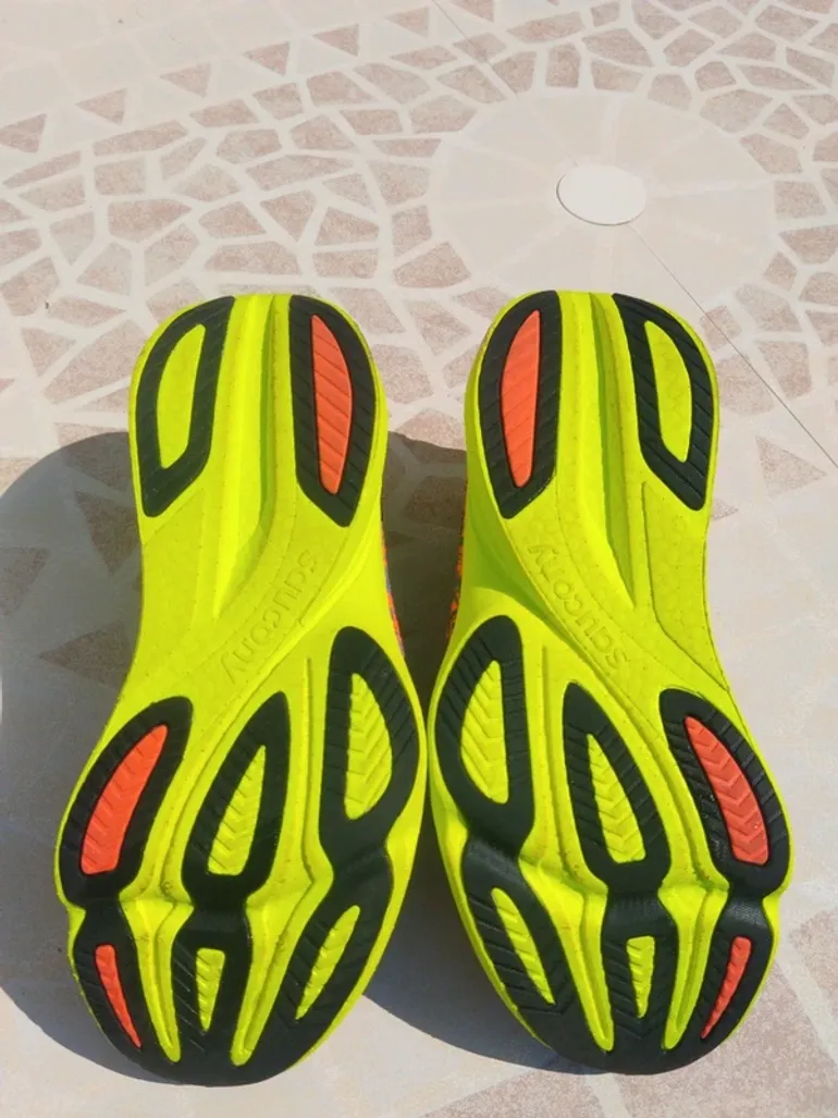 Saucony Azura bike d'occasion — image 6 sur 8
