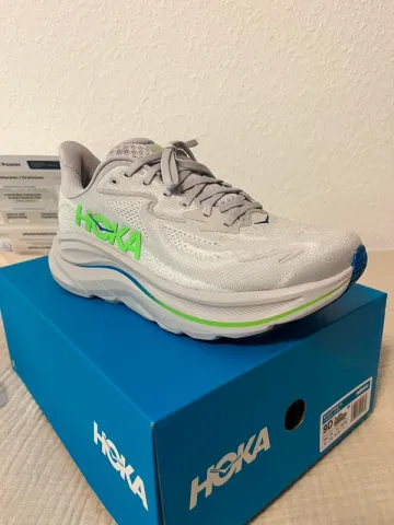 Used Hoka Clifton 10 Running Shoes