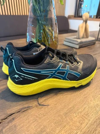 Used Asics Gel Sonoma 7 bike — image 2 of 13