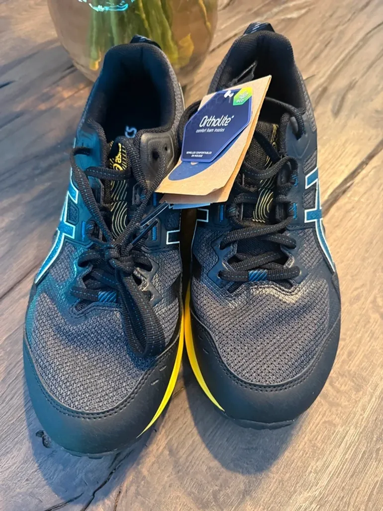 Used Asics Gel Sonoma 7 bike — image 9 of 13