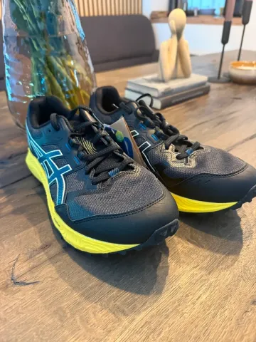 Used Asics Gel Sonoma 7 Running Shoes