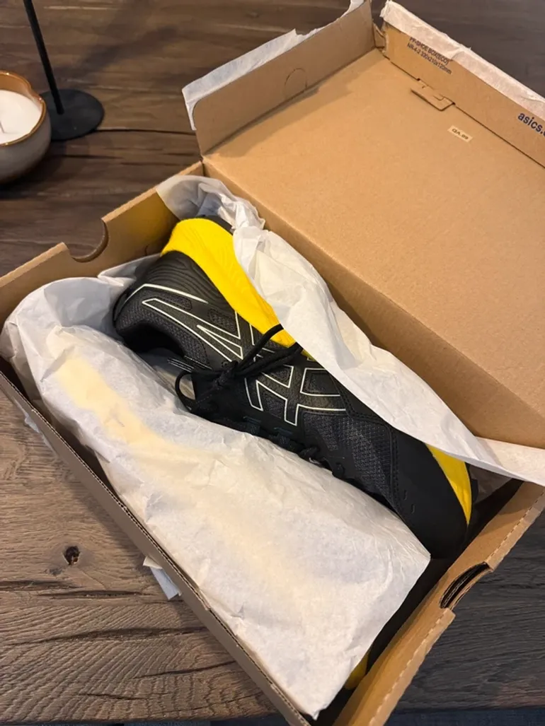 Used Asics Gel Sonoma 7 bike — image 11 of 13