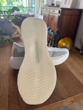 Used Adidas Hyper Boost bike — image 6 of 7