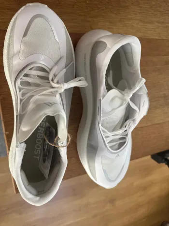 Used Adidas Hyper Boost bike — image 3 of 7