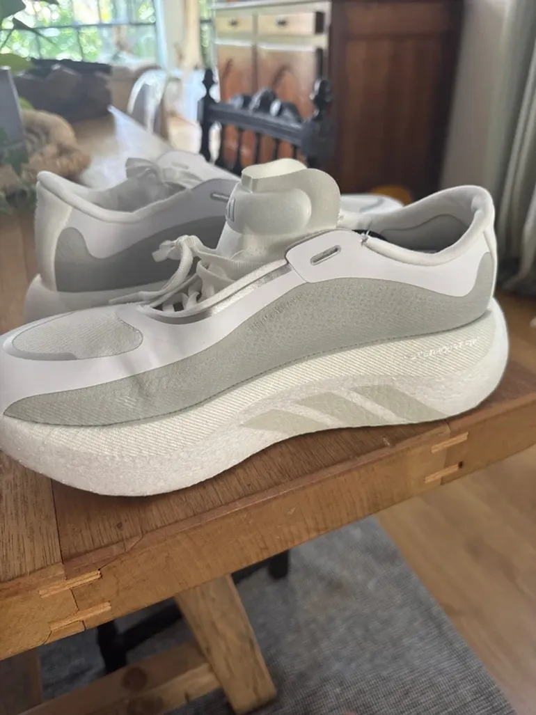Used Adidas Hyper Boost bike — image 2 of 7