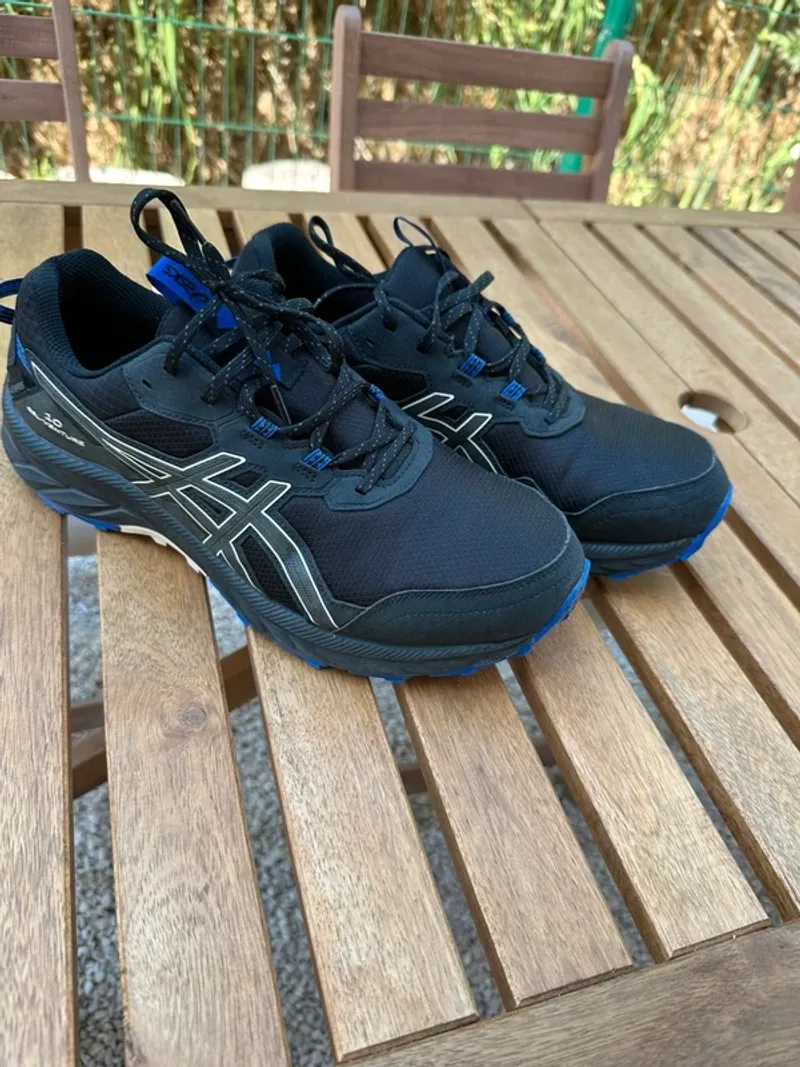 Asics Venture 10 Running Shoes usato