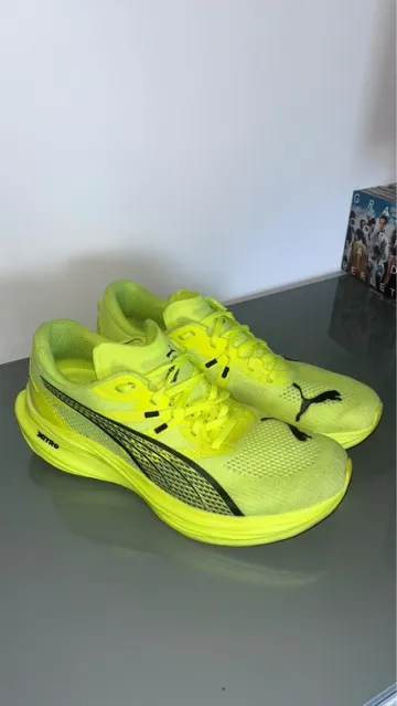 Used Deviate Nitro 3 Running Shoes