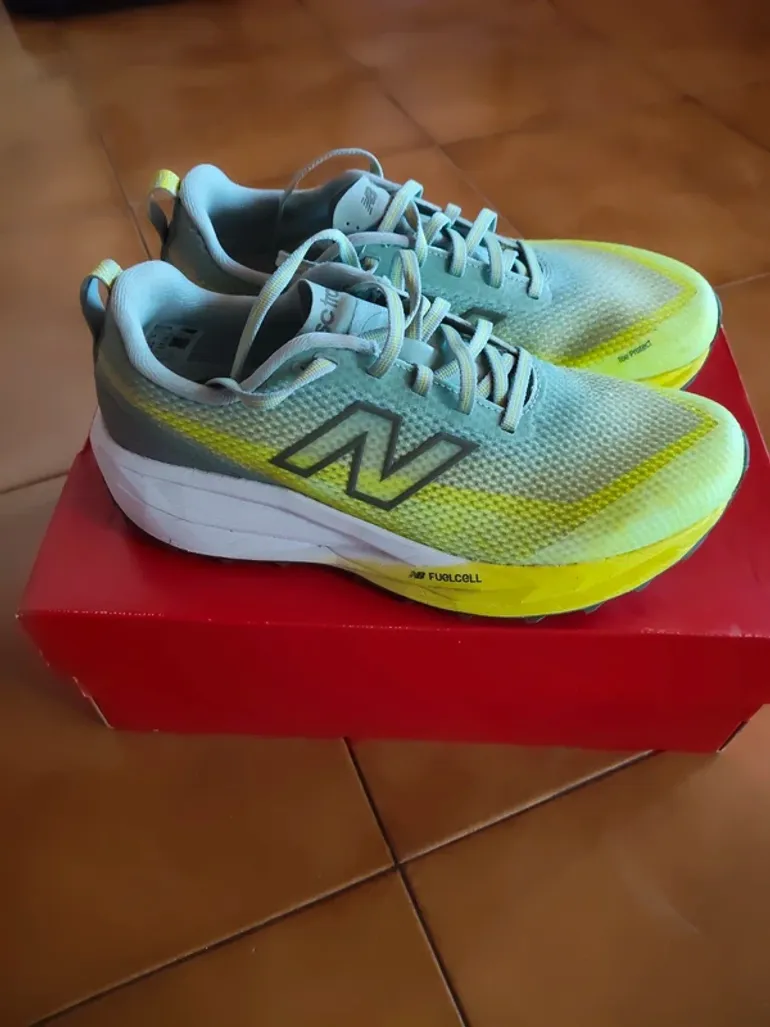 Used New Balance SC Trail bike — image 2 of 4