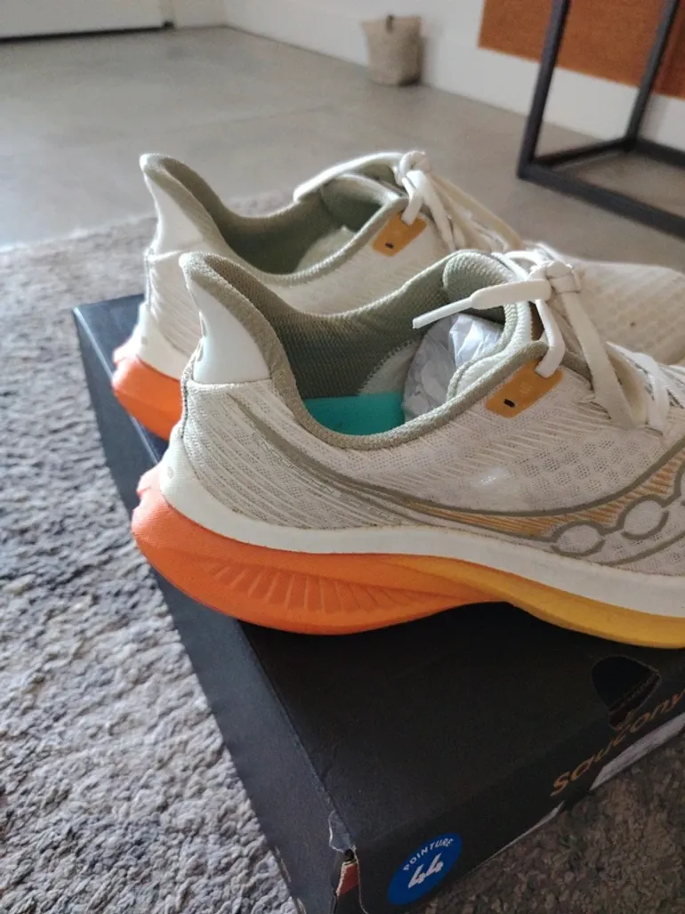 Używany Saucony Endorphin Speed 5 bike — zdjęcie 5 z 5