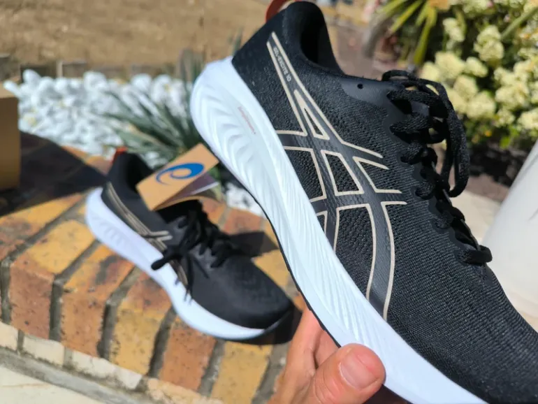 Asics Excite 10 bike d'occasion — image 5 sur 8